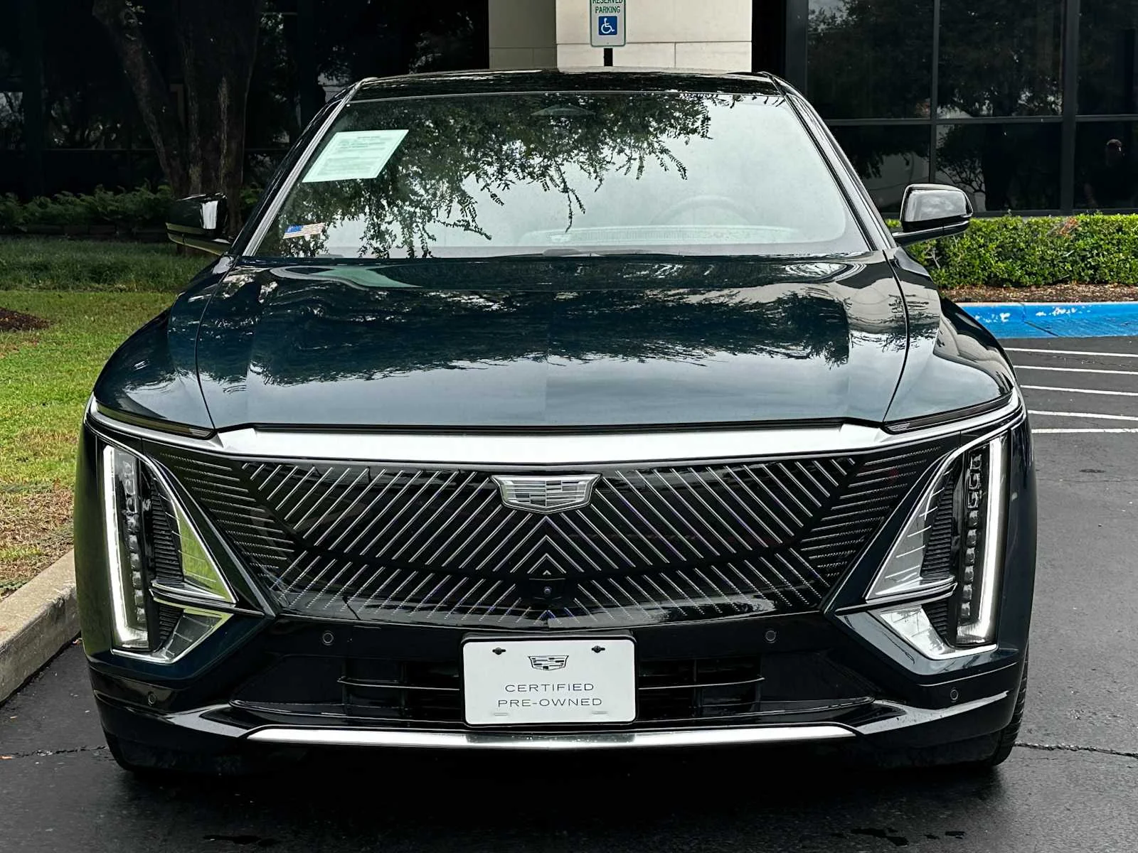 Certified 2024 Cadillac LYRIQ Luxury 3 with VIN 1GYKPSRK8RZ144001 for sale in Dallas, TX