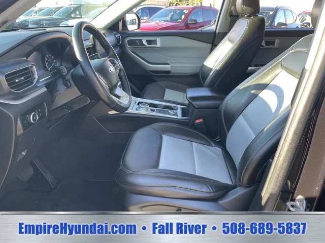 Used 2023 Black Ford XLT image 19