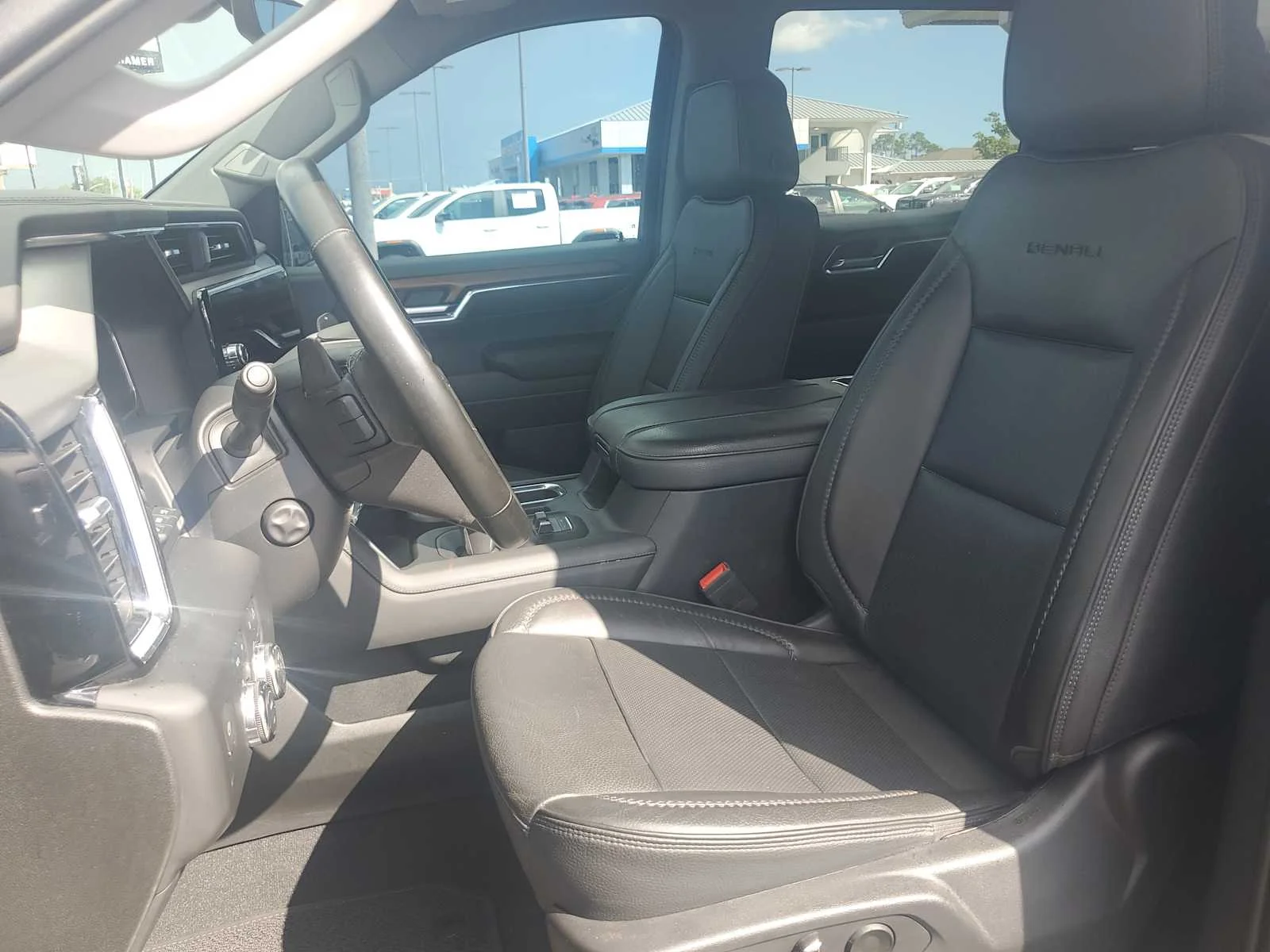 Used 2023 ONYX BLACK GMC Denali image 20