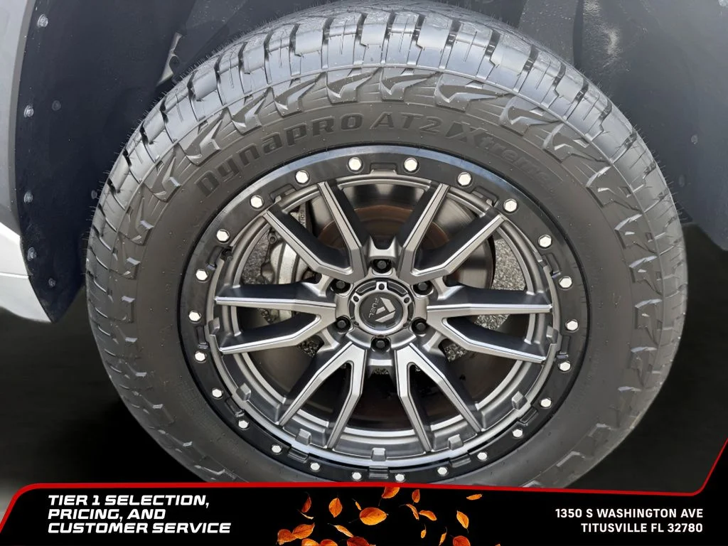 Used 2022 Silver Toyota SR5 image 35