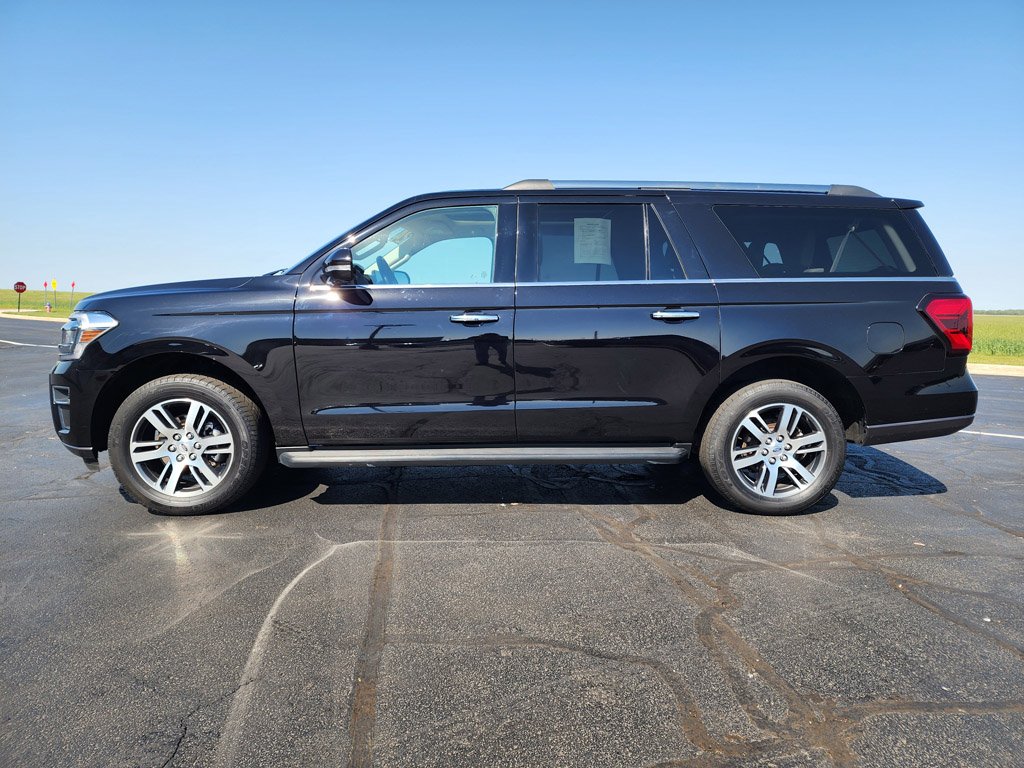 Used 2024 Agate Black Metallic Ford Limited image 8