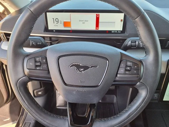 Used 2022 Gray Ford Select image 17