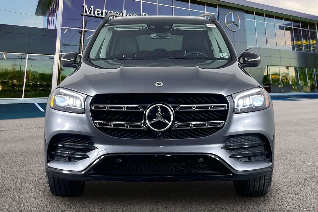 Certified Used 2023 Black Mercedes-Benz GLS 450 image 3