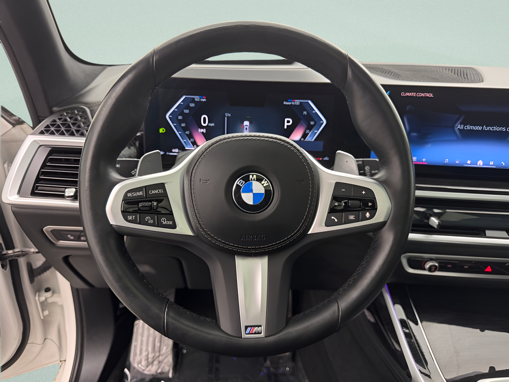 Used 2025 Alpine White BMW xDrive40i image 7