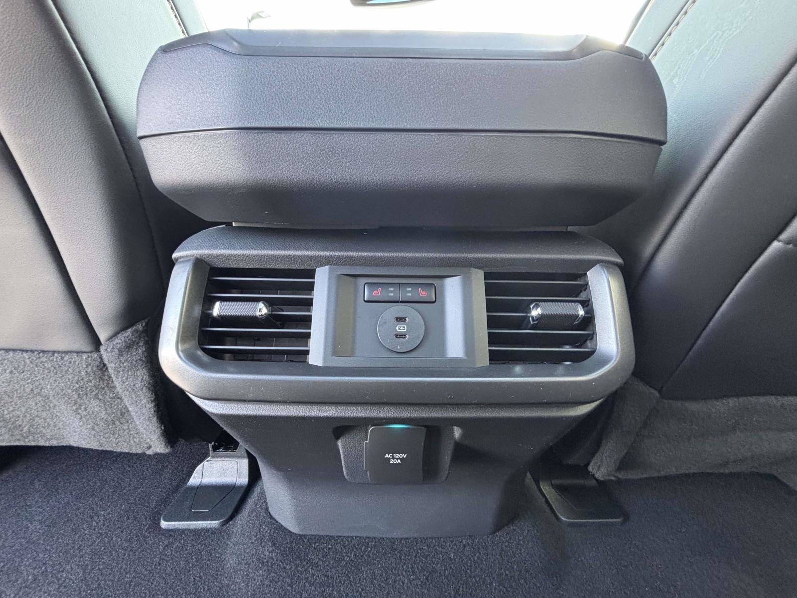 New 2026 Agate Black Metallic Ford Tremor® image 30