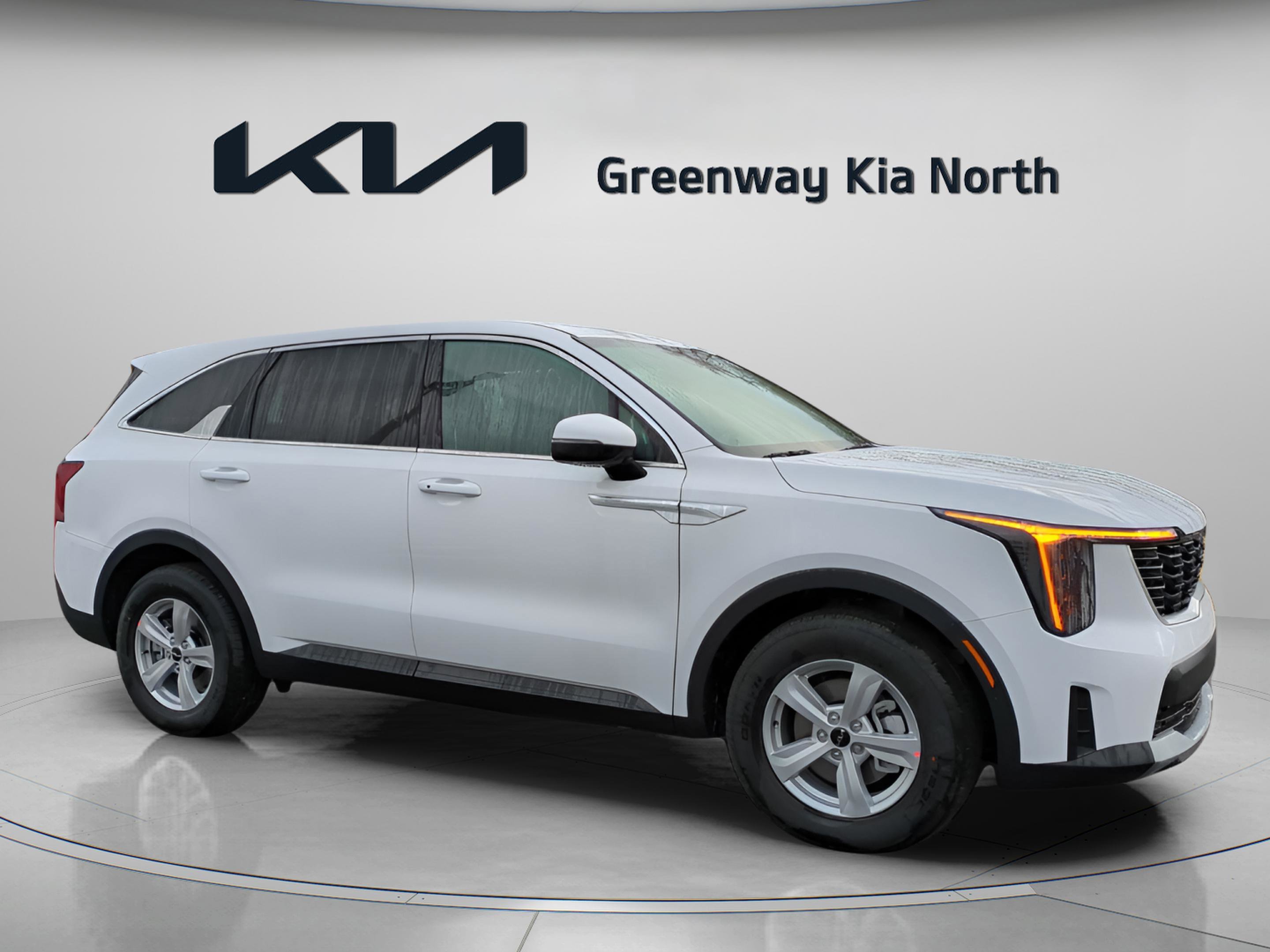 New 2026 Glacial White Pearl Kia LX image 2