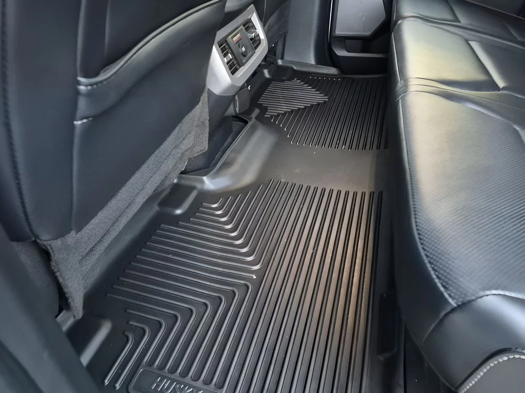 Used 2023 White Ford Lariat image 44
