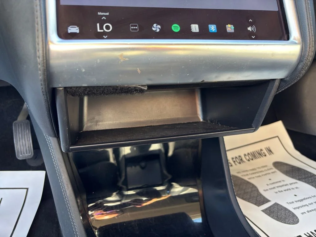 Used 2015 Gray Tesla 70D image 28