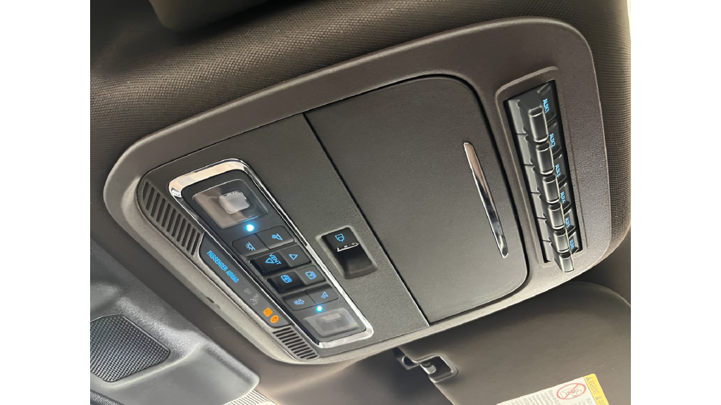 New 2026 Star White Metallic Tri-Coat Ford F-350® King Ranch® image 18