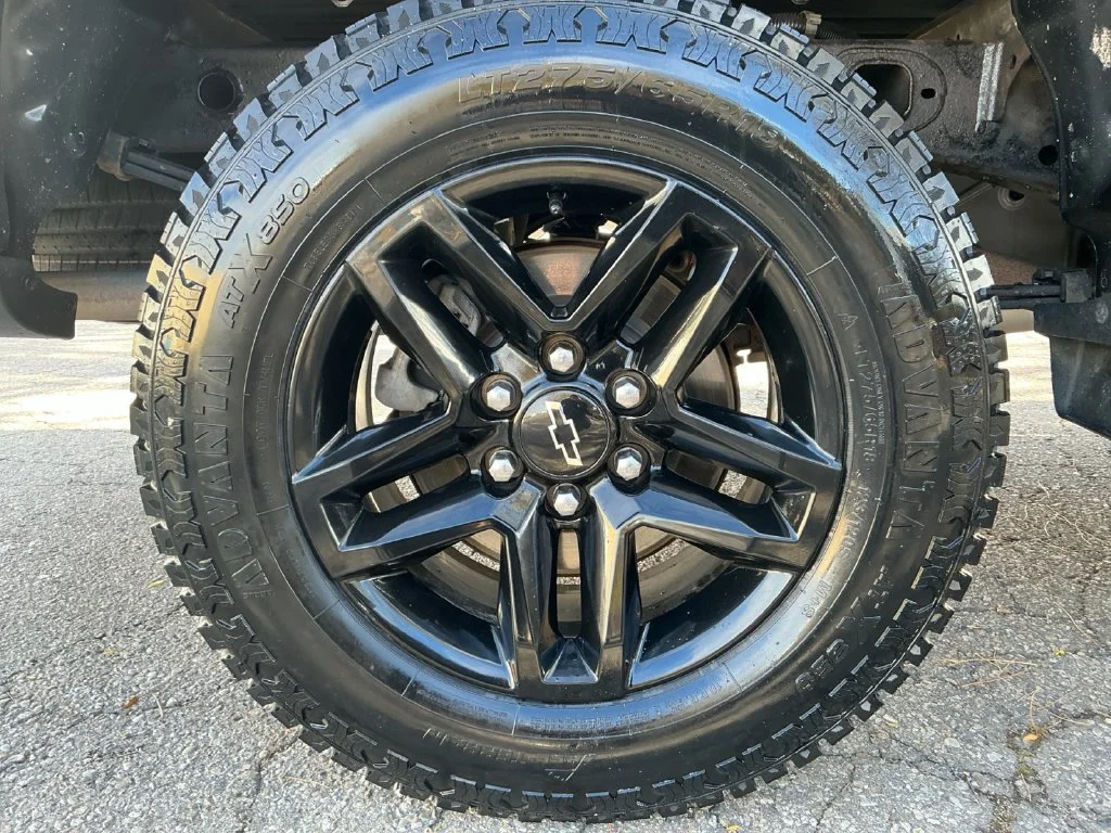 Used 2019 BLACK Chevrolet Custom Trail Boss image 35