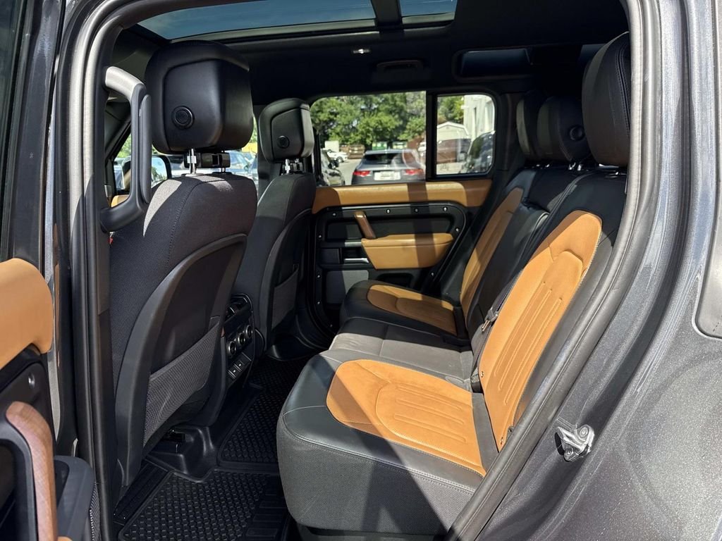 Used 2024 Gray Land Rover X image 16