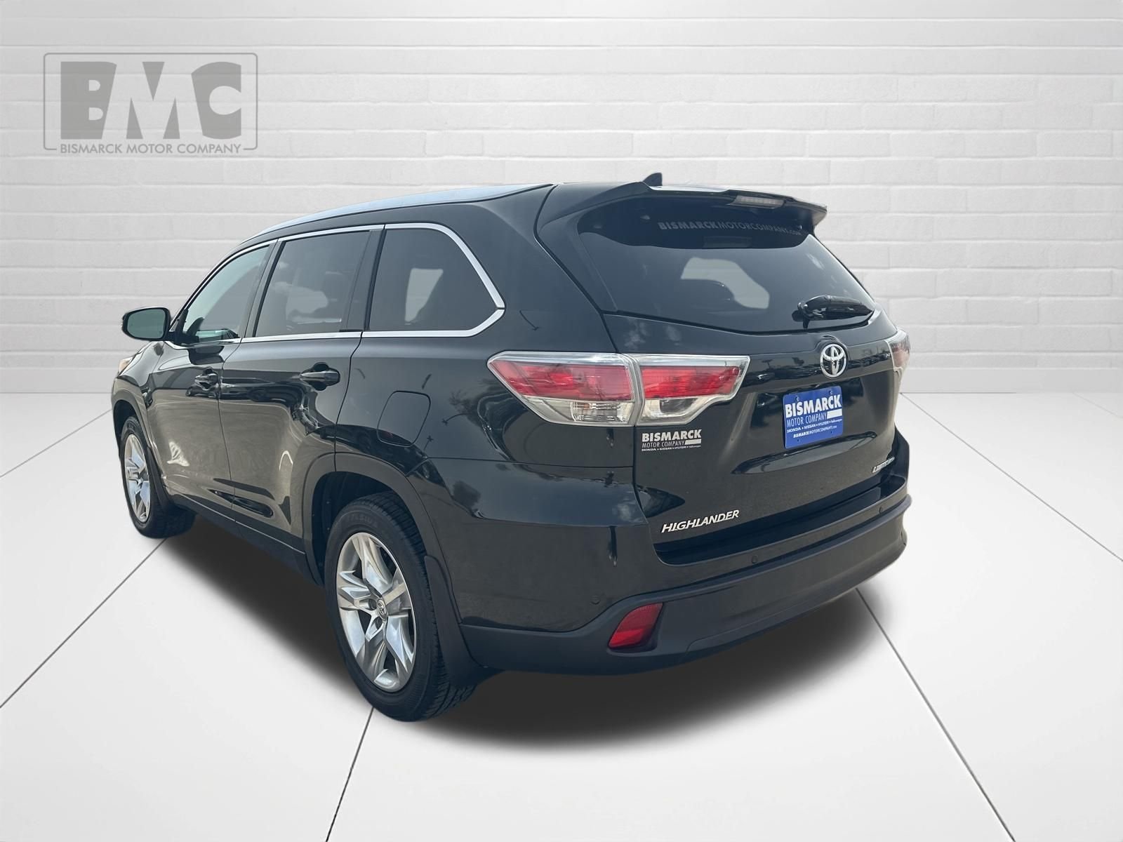 Used 2014 Black Toyota Limited image 4