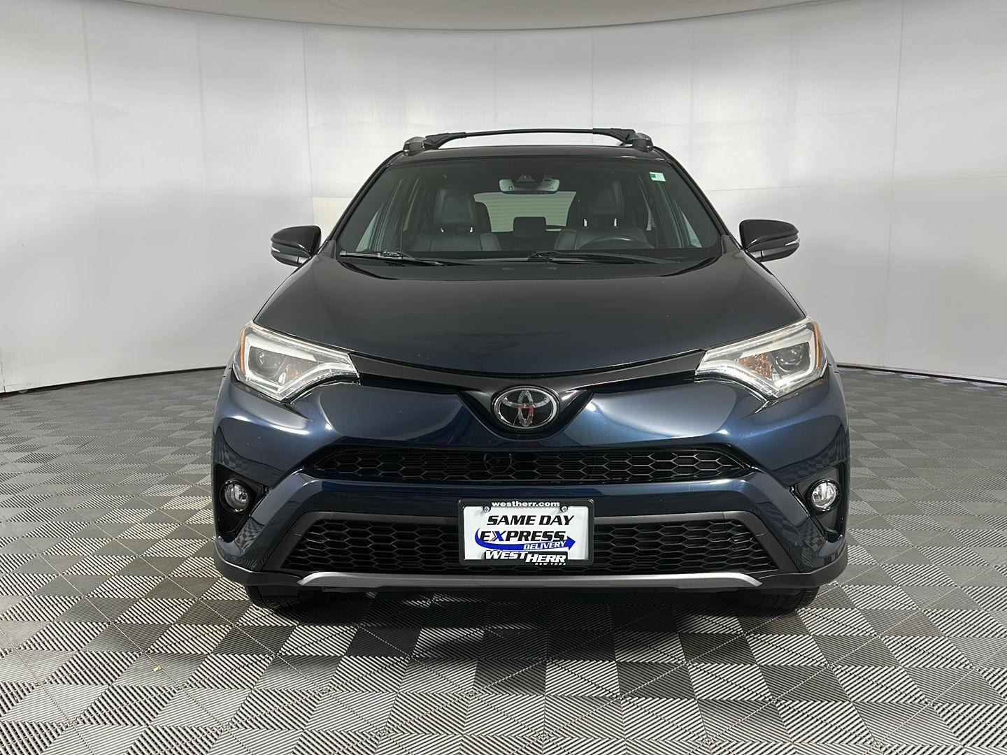 Used 2017 Galactic Aqua Mica Toyota SE image 2