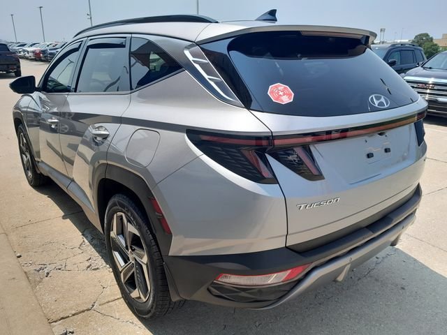Used 2022 Silver Hyundai Limited image 7