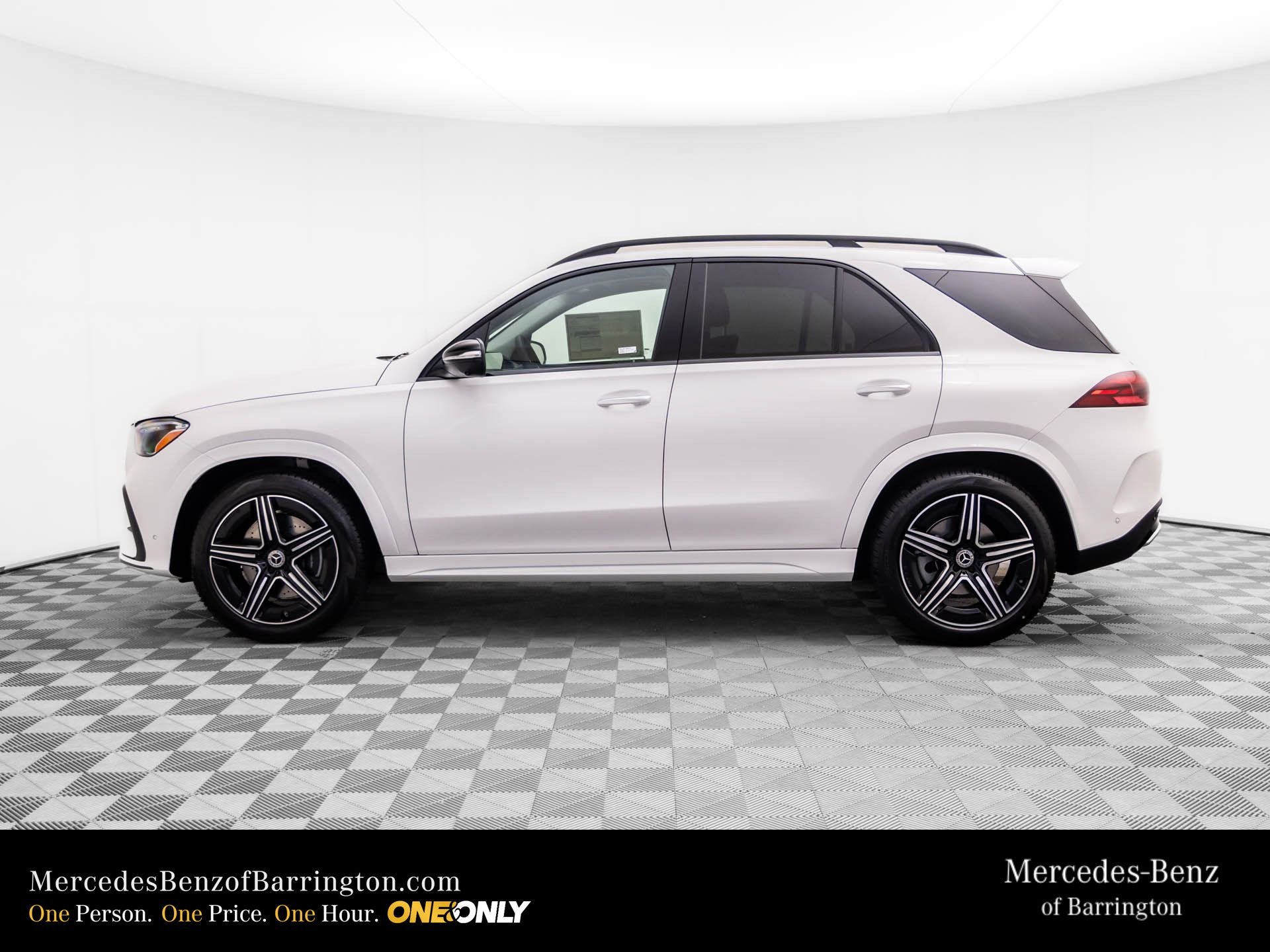 New 2026 Polar White Mercedes-Benz GLE 350 image 2