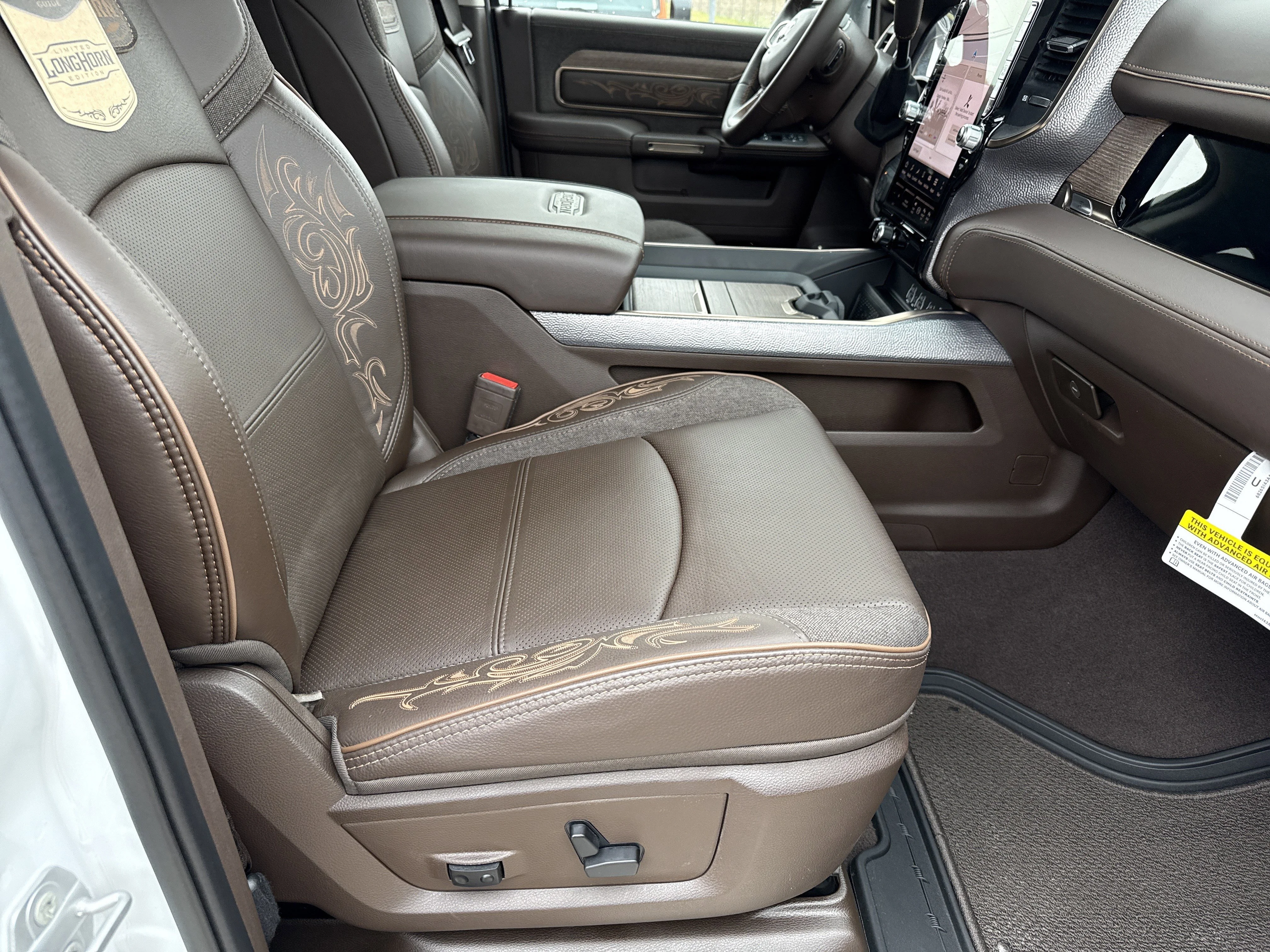 2025 RAM 2500 Limited - Photo 16