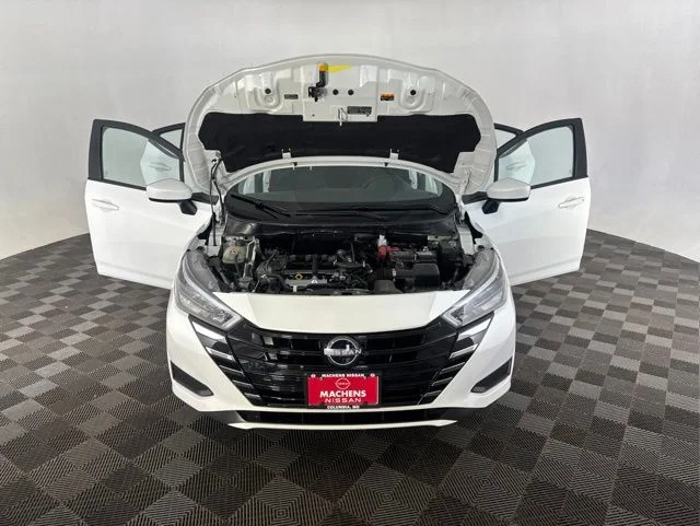 Used 2025 White Nissan 1.6 SV image 11