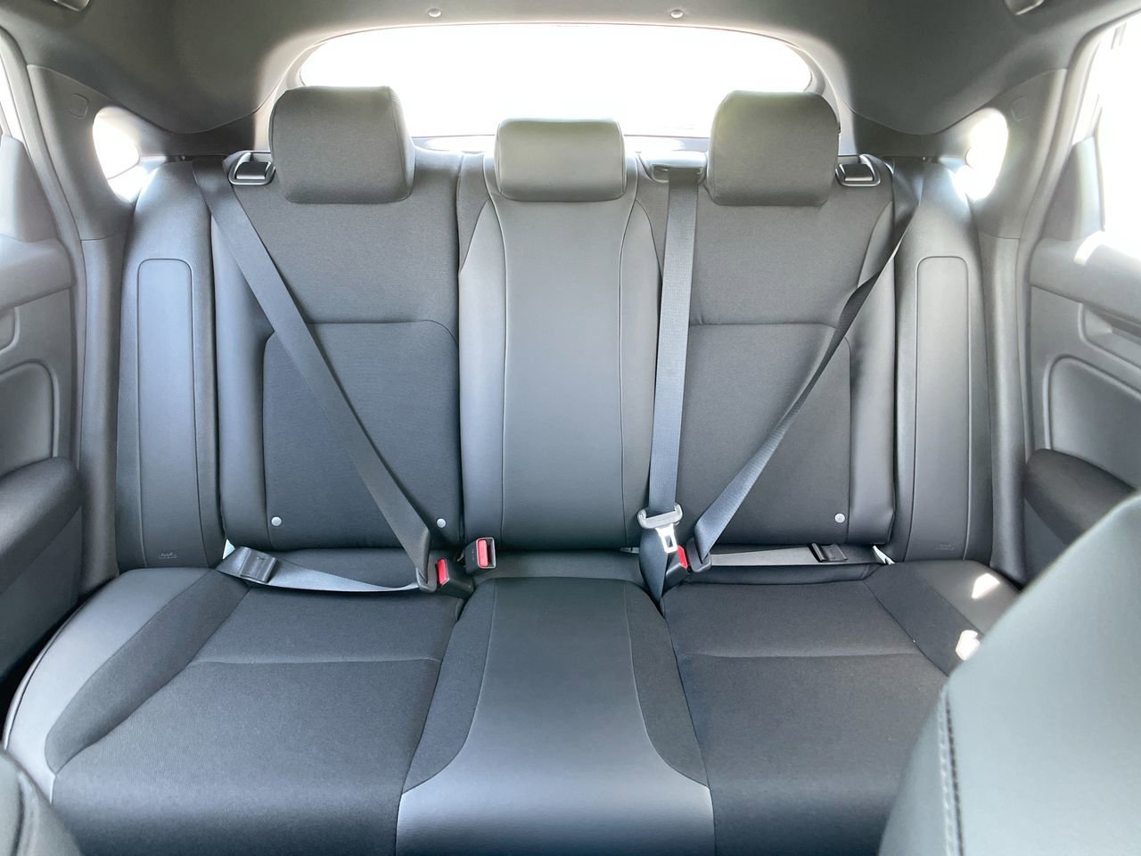 2025 Honda Civic Hatchback Sport - Photo 20