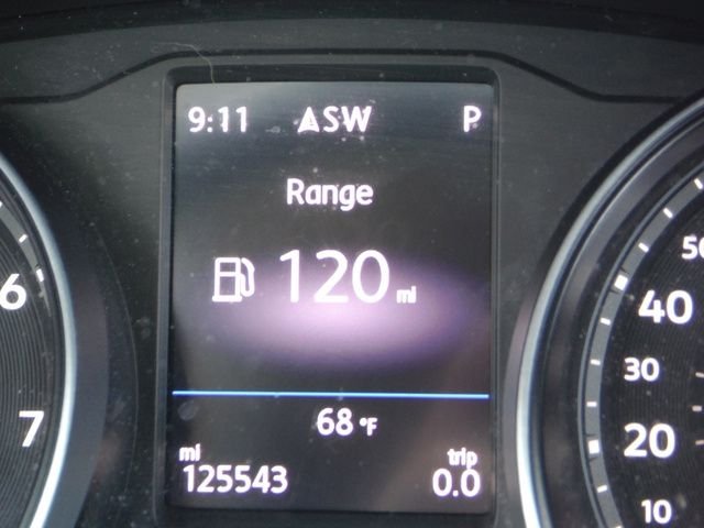 Used 2019 White Volkswagen 3.6L V6 SE image 45
