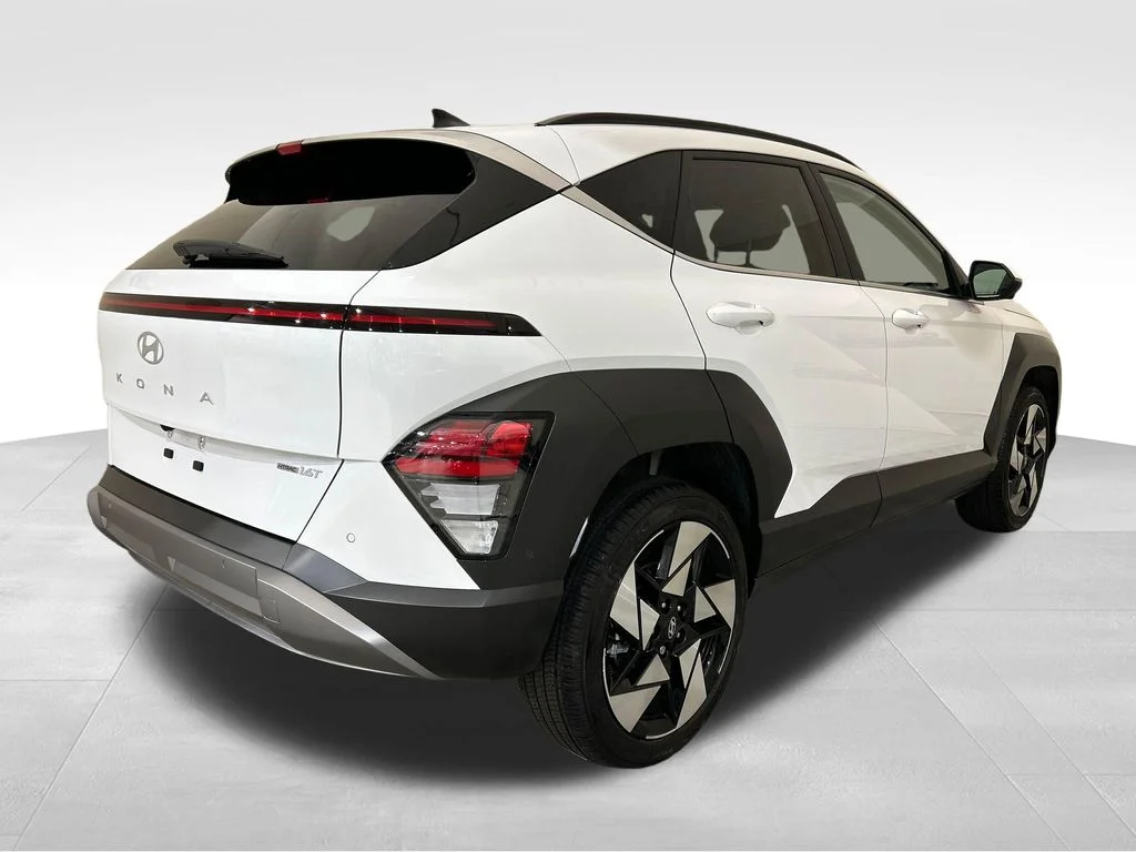 Used 2024 White Hyundai Limited image 5