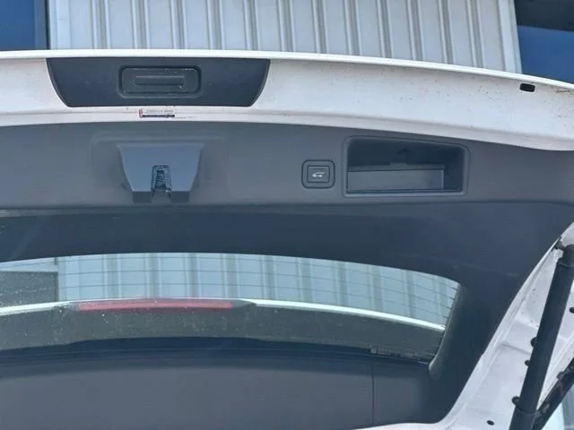 Certified Used 2024 Summit White GMC SLE image 20