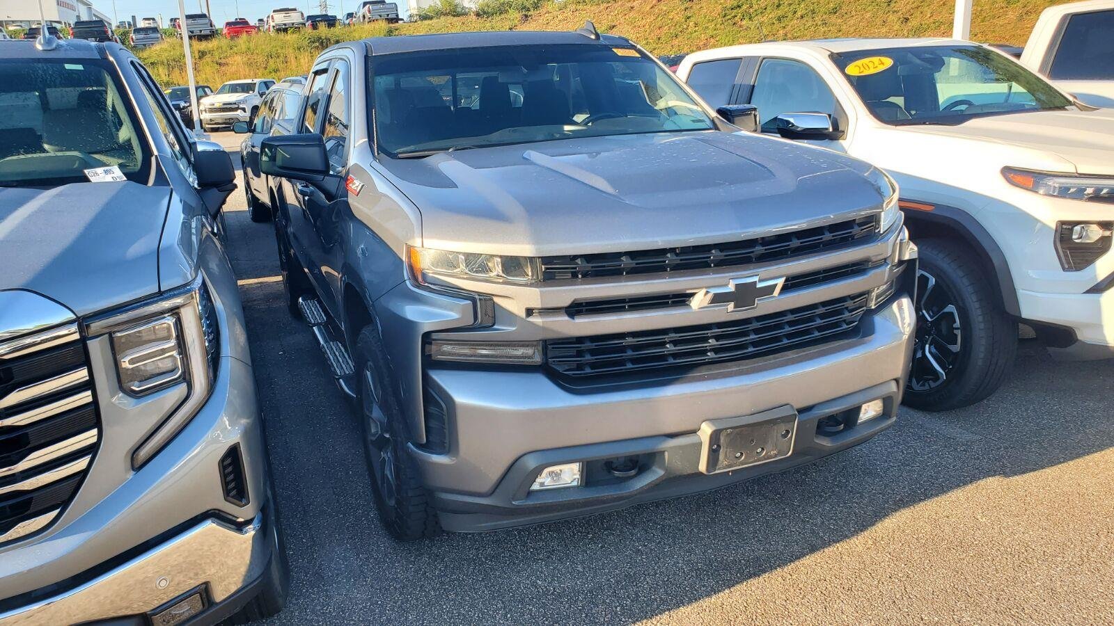Used 2021 SATIN STEEL METALLIC Chevrolet RST image 2