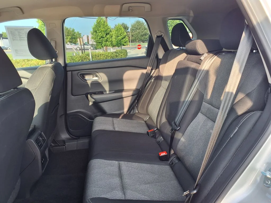 Used 2025 Silver Nissan SV image 18
