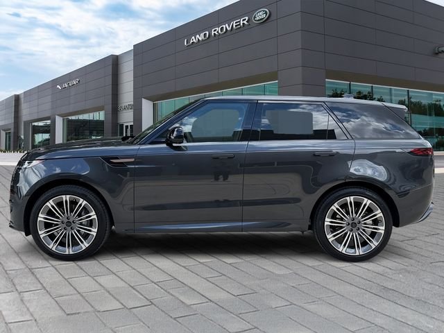 New 2026 Carpathian Grey Land Rover Dynamic SE image 2