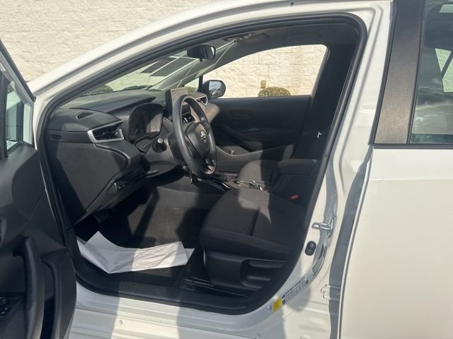 Used 2024 White Toyota LE image 27