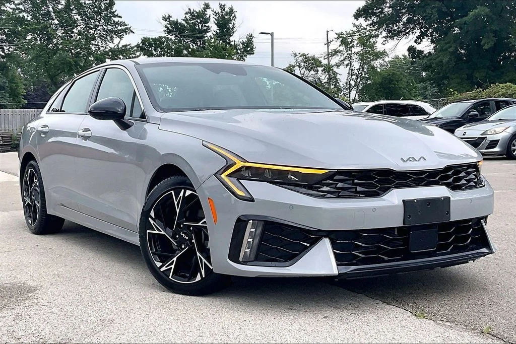Used 2025 Gray Kia GT-Line image 1