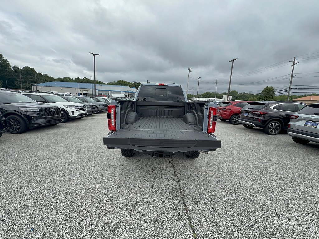 New 2026 Glacier Gray Metallic Tri-Coat Ford F-250® Lariat® image 4