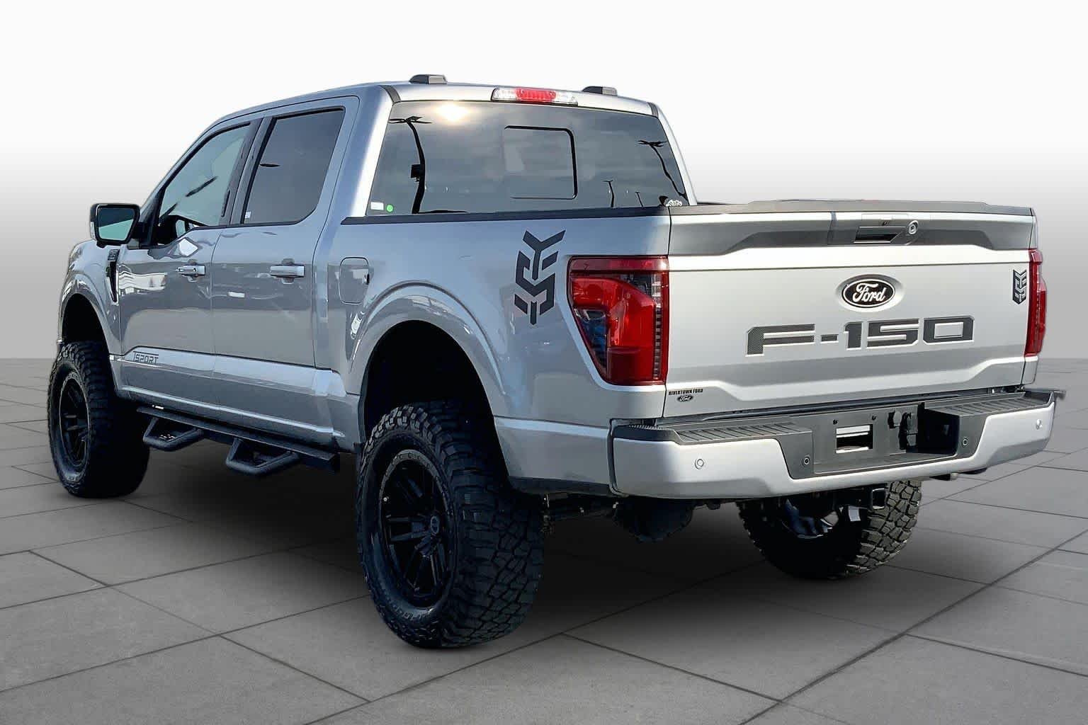 Certified Used 2024 Iconic Silver Metallic Ford XLT image 12