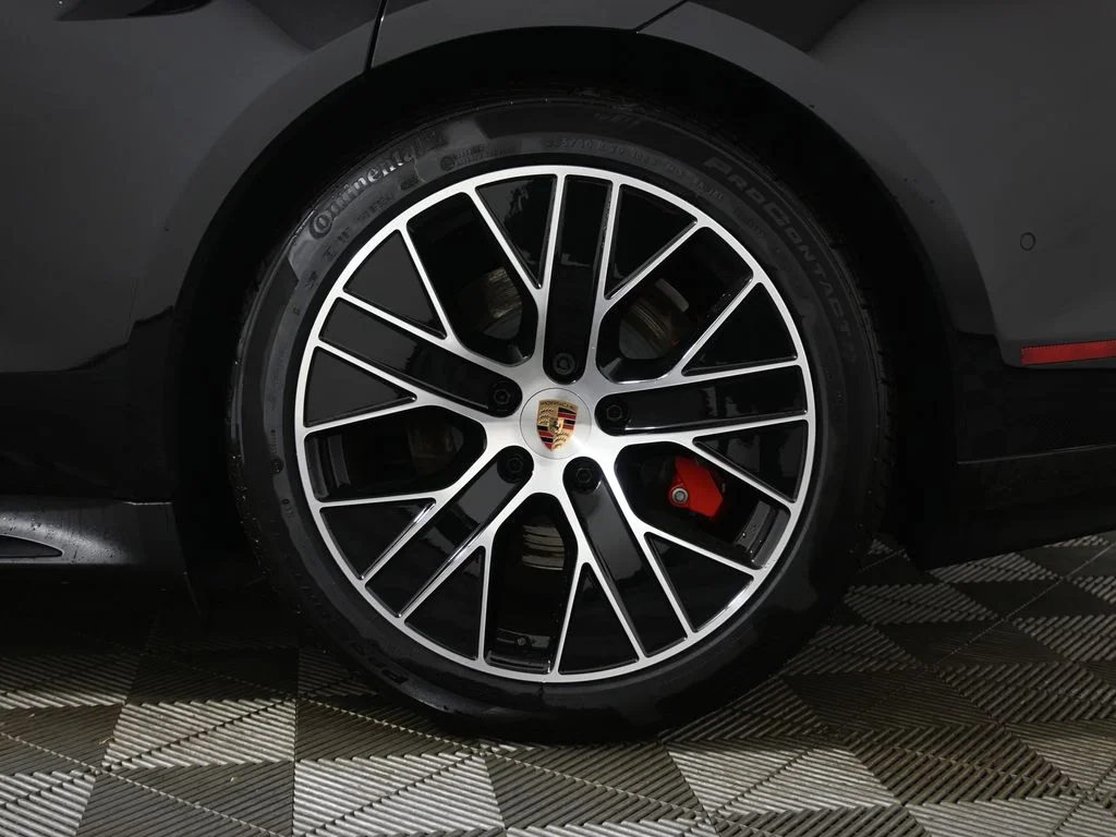 New 2026 Black Porsche 4S image 12