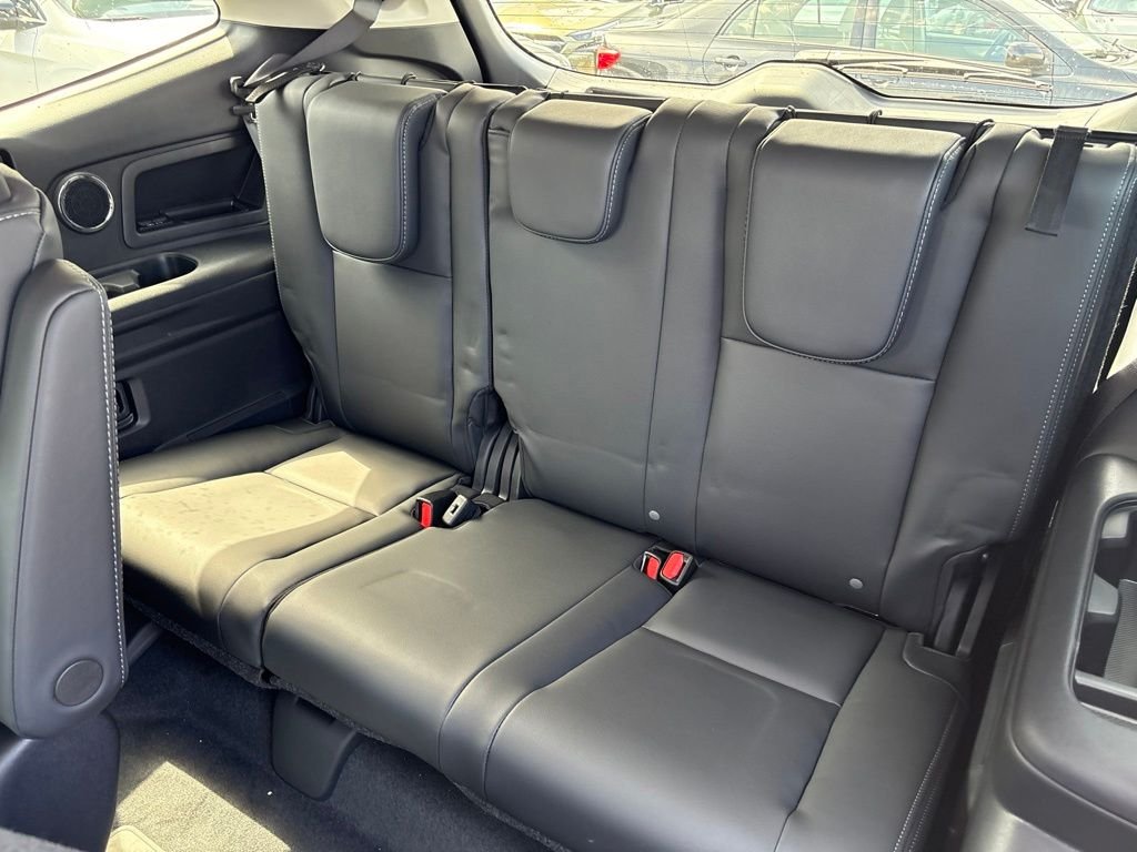 New 2026 MAGNETITE GRAY METALLIC Subaru Limited 7-Passenger image 13