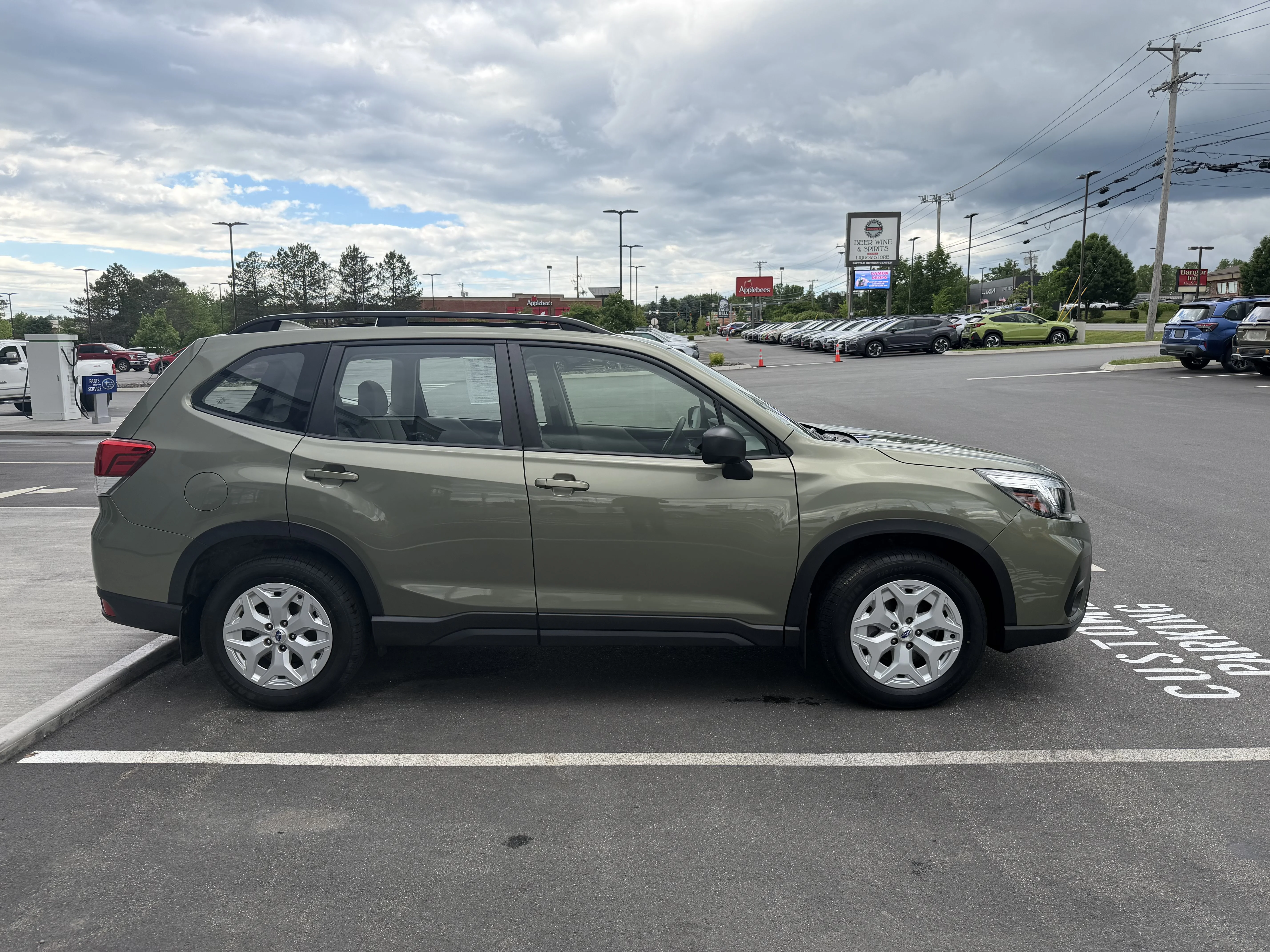 Used 2019 Jasper Green Metallic Subaru 4DR SUV 2.5I image 6