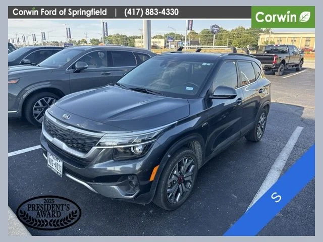 Used 2021 Gravity Gray Kia S image 1