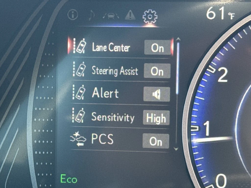 Used 2019 White Lexus 200 Base image 19
