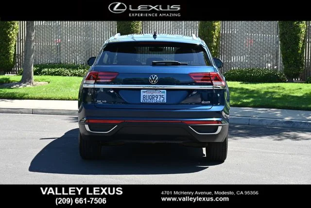 Used 2020 Blue Volkswagen 3.6L V6 SE w/Technology image 5