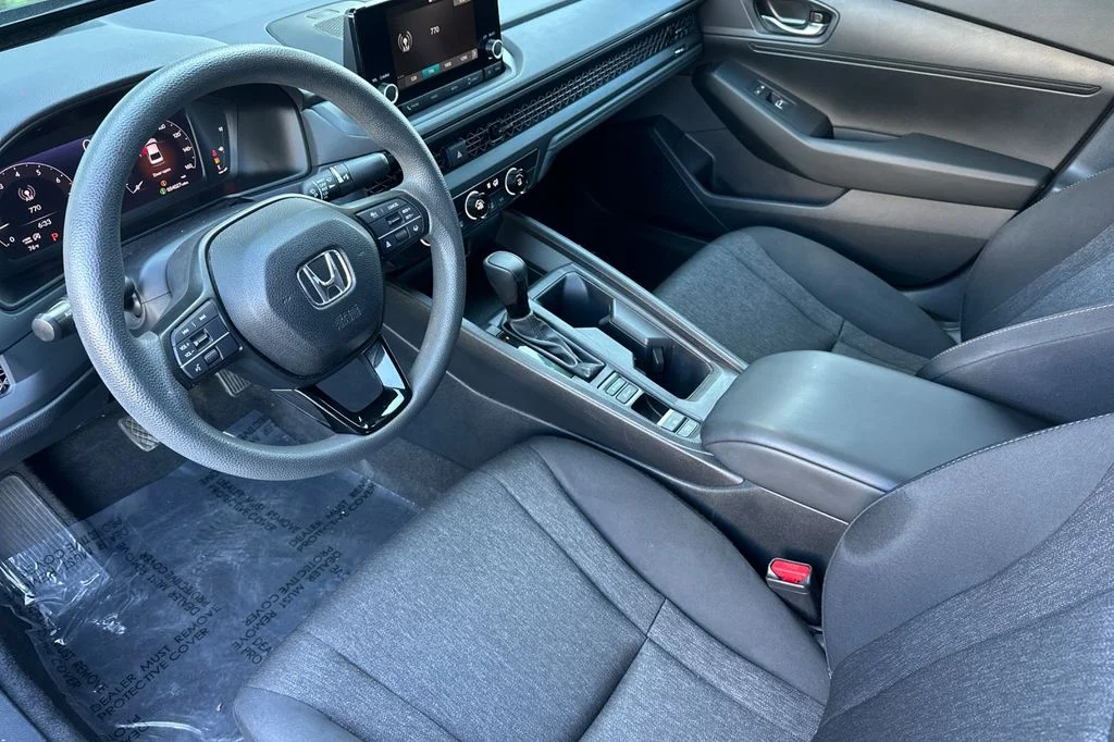 2023 Honda Accord LX - Photo 10
