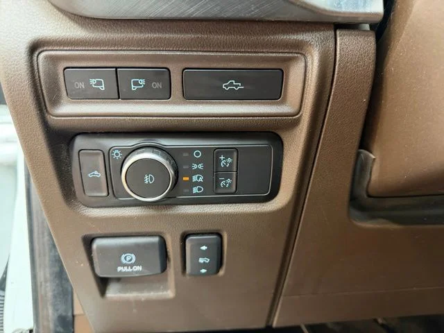 Used 2022 Gray Ford King Ranch image 20
