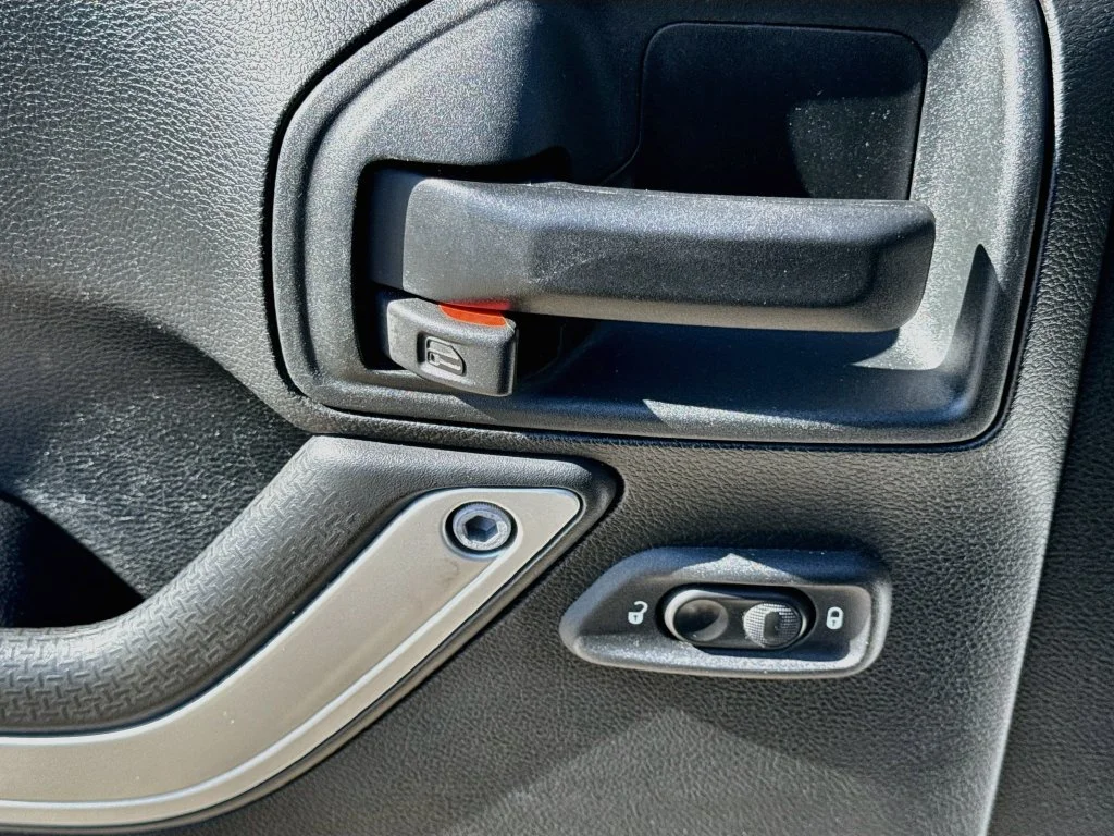 Used 2017 Gray Jeep Unlimited Rubicon image 19