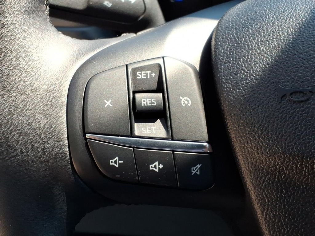 New 2026 Shadow Black Ford XLT image 24