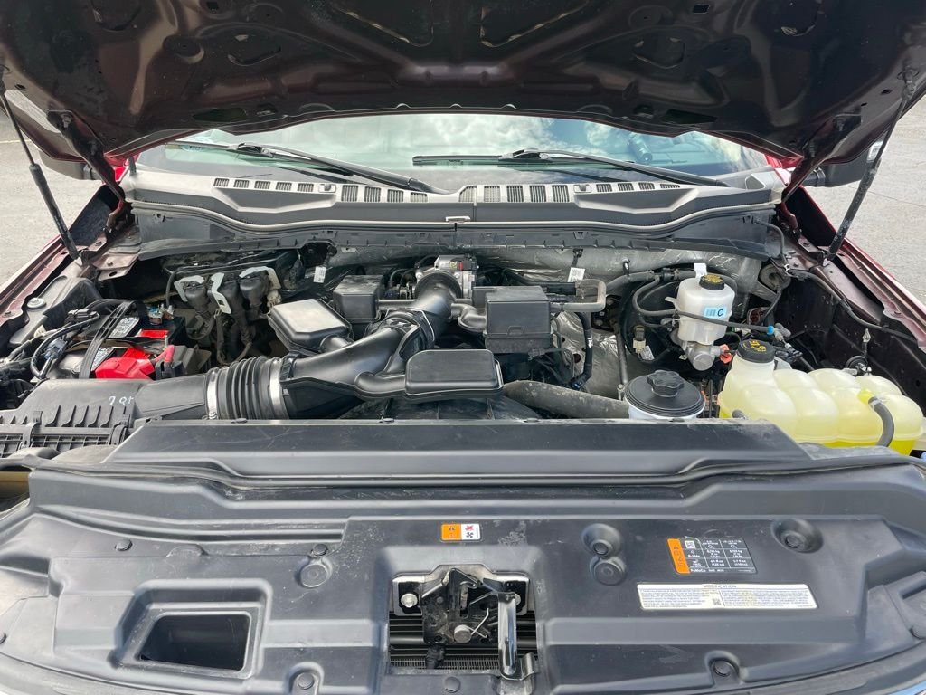 Used 2022 Red Ford Lariat image 40