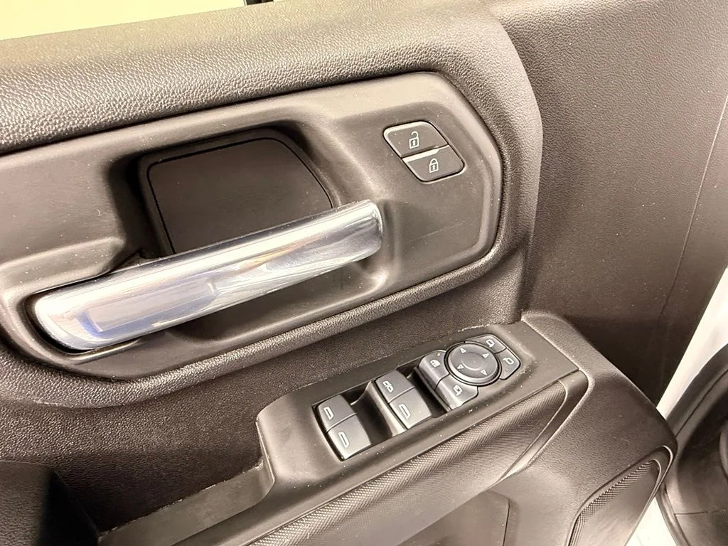 Used 2025 White GMC Pro image 17
