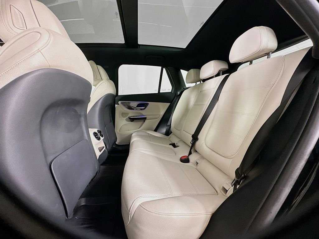 Certified Used 2024 Black Mercedes-Benz GLC 300 image 24