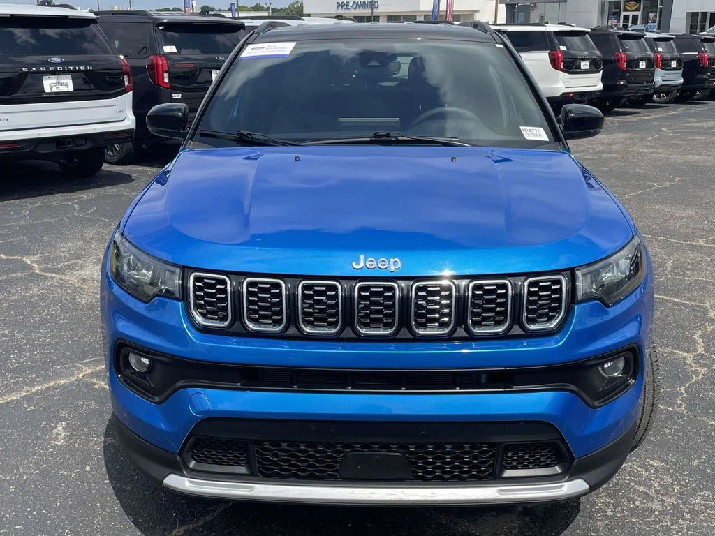Used 2025 Blue Jeep Limited image 8