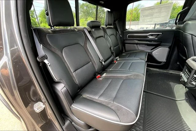 New 2026 Granite Crystal Metallic Clear-Coat Exterior Paint RAM Laramie image 19