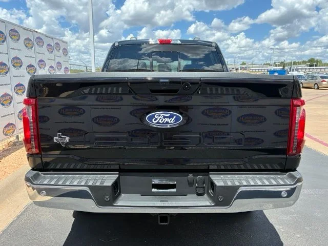 New 2026 Agate Black Metallic Ford XLT image 5