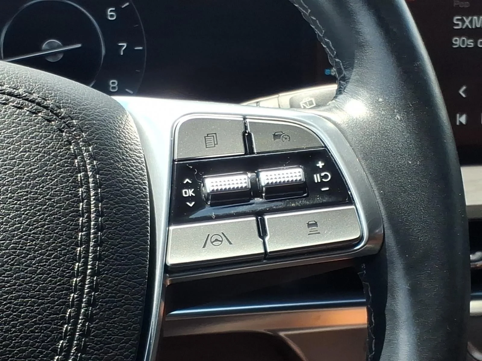 Used 2023 Dark Moss Kia SX X-Line image 31