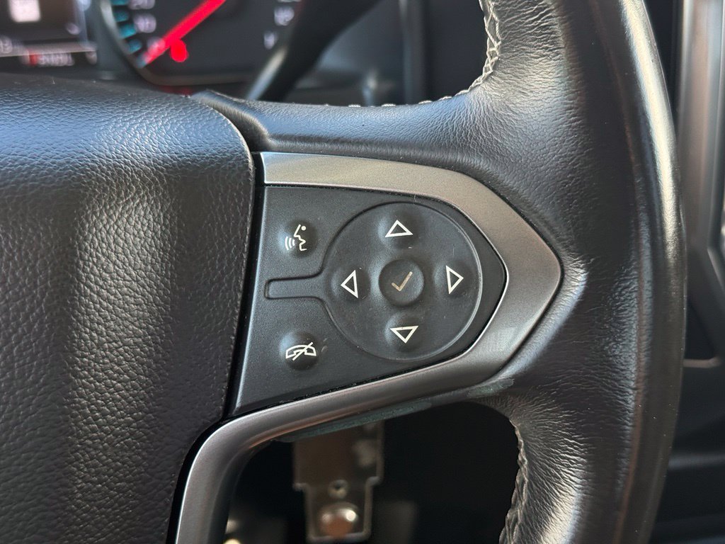 Used 2018 Gray Chevrolet LT image 34